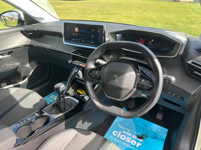 2020 Peugeot 208 1.2 PureTech 100 Allure Premium 5dr