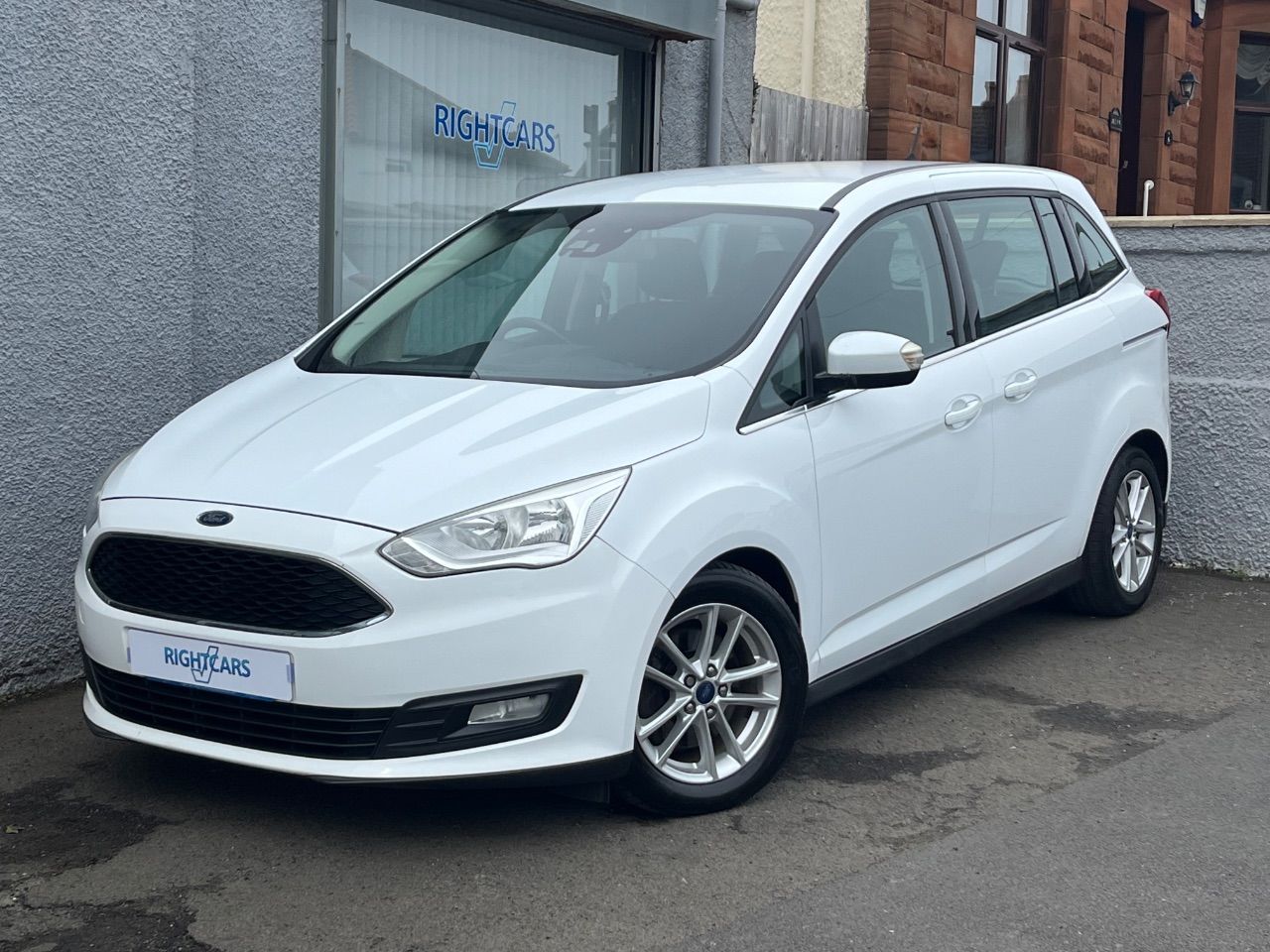 2017 Ford Grand C-MAX