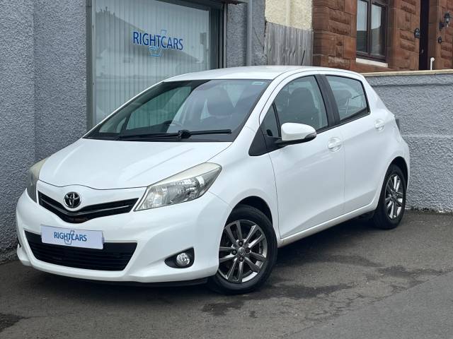 Toyota Yaris 1.4 D-4D Icon+ 5dr Hatchback Diesel White