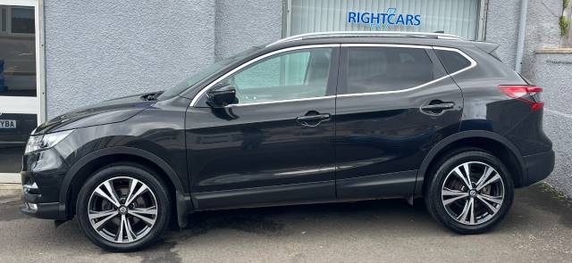 2017 Nissan Qashqai 1.5 dCi N-Connecta 5dr